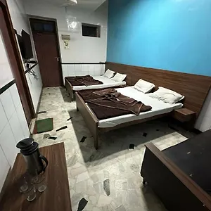 New Royal 3* Delhi (National Capital Territory of India)